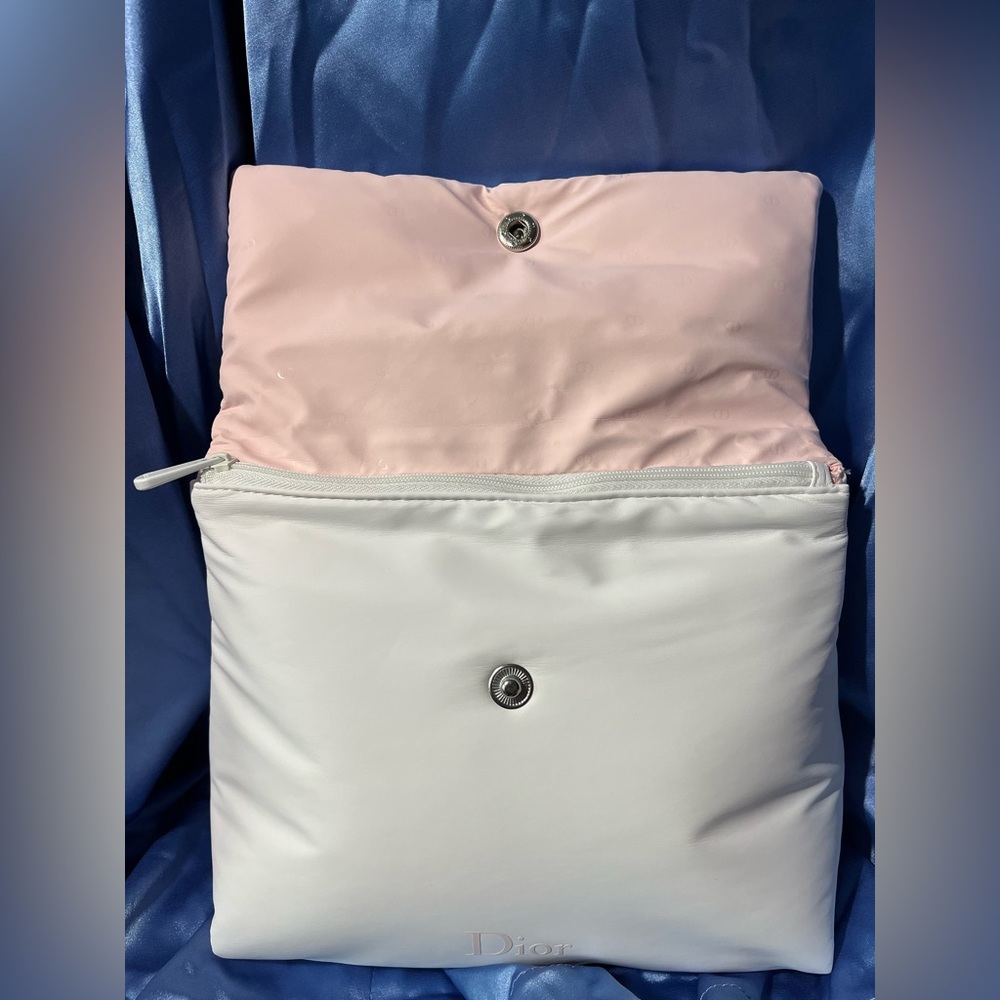 New DIOR Puffy “Trousse” Pearlized White & Pink Pouch - box included. - Picture 5 of 11